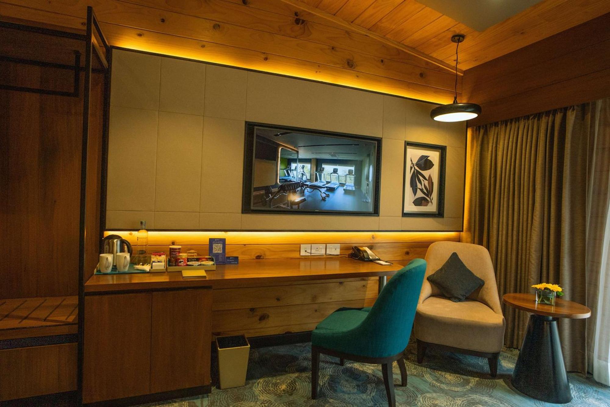 Radisson Blu Resort Dharamsala Zewnętrze zdjęcie